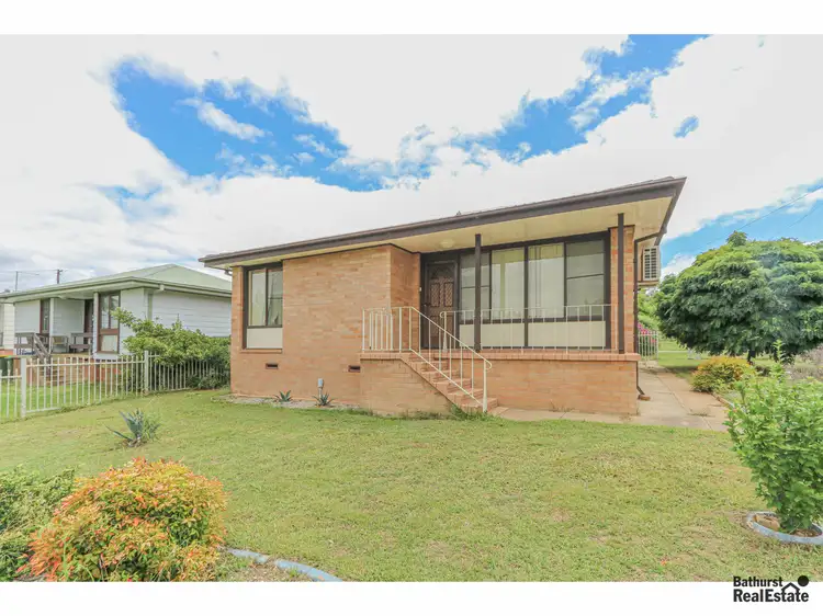 2 Arunta Street, South Bathurst NSW 2795