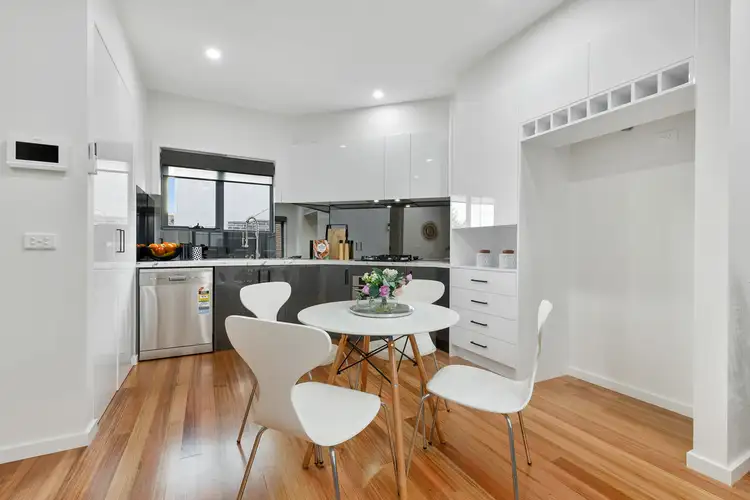Fourth view of Homely townhouse listing, 2/18 Jessie Street, Oak Park VIC 3046