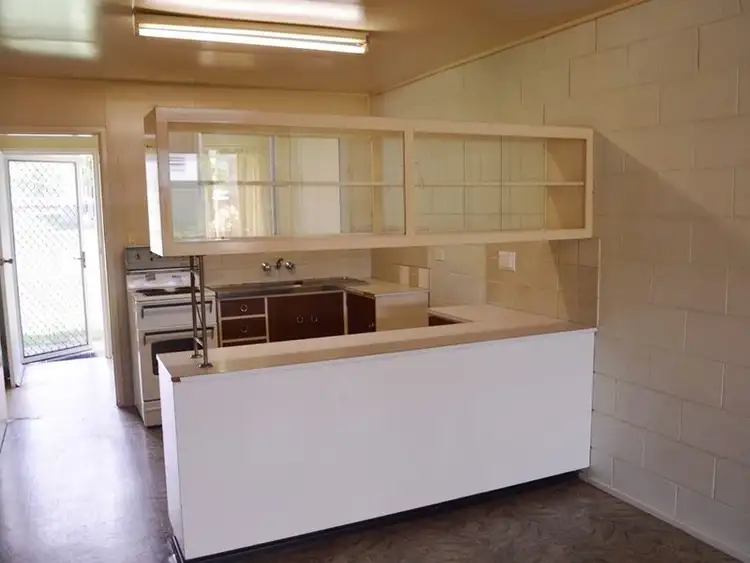 Seventh view of Homely semi-detached listing, 196 Houlihan Street, Frenchville QLD 4701