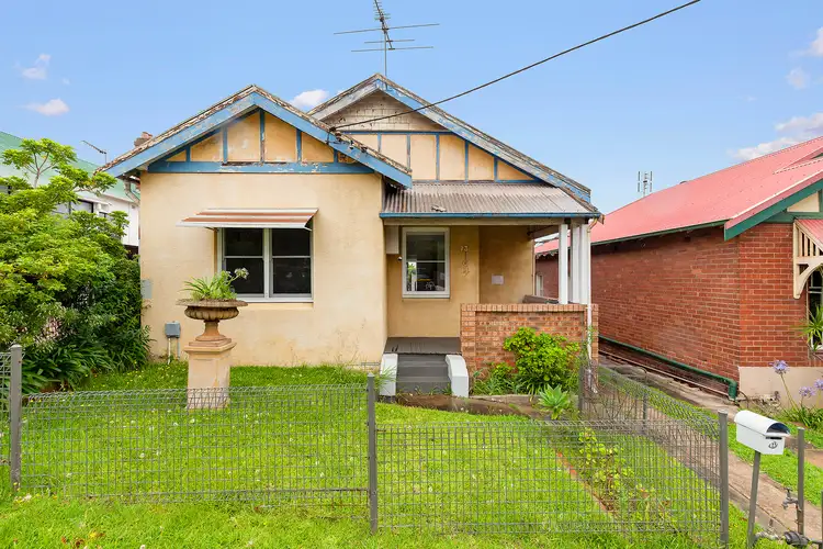 73 Elizabeth Street, Mayfield NSW 2304