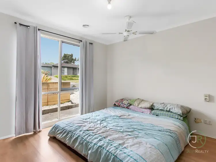 Fifth view of Homely house listing, 6 Meredith Crescent, Hampton Park VIC 3976