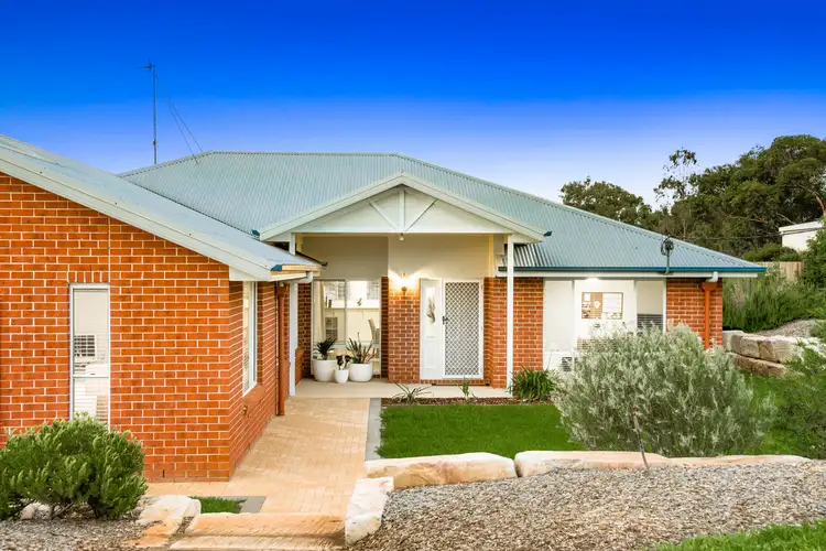 8 Campbell Street, Greenmount QLD 4359