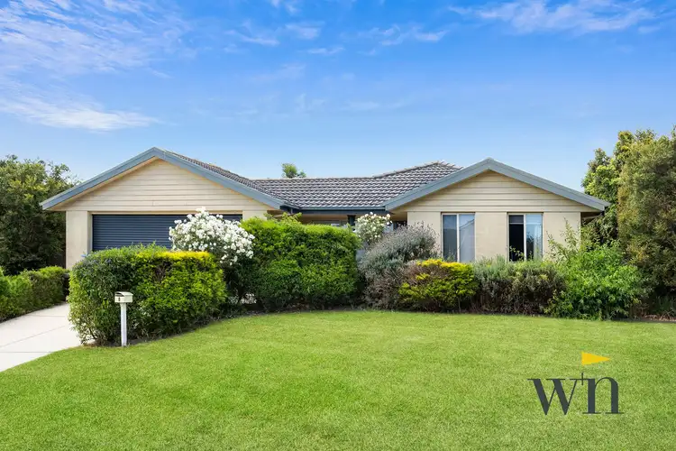 8 Natalie Court, Mount Martha VIC 3934