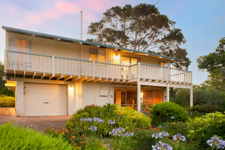 2 Bay View Crescent, Dunsborough WA 6281