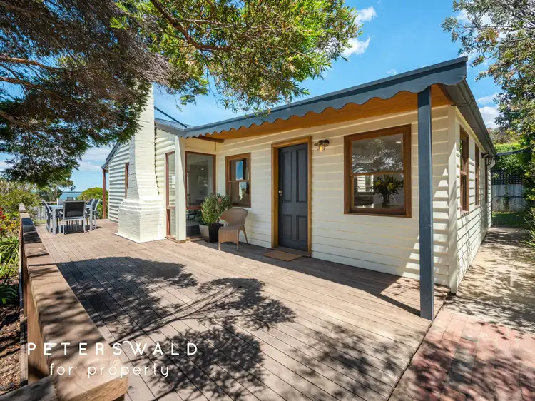 413 Shark Point Road, Penna TAS 7171