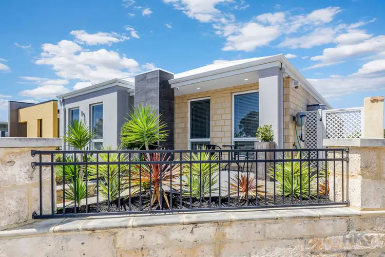 16 Dunrobin Drive, Ellenbrook WA 6069