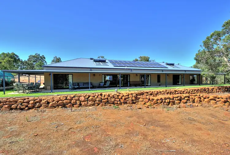 24 Basuto Rise, Brigadoon WA 6069
