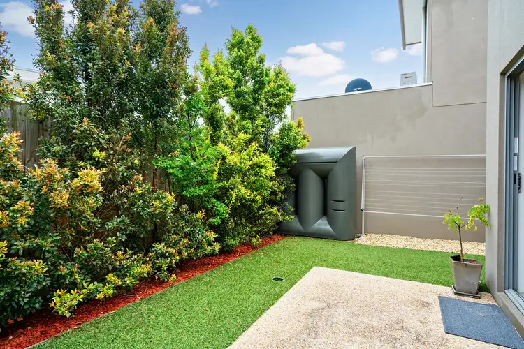 Fifth view of Homely house listing, 8 Carnation Court, Frankston VIC 3199