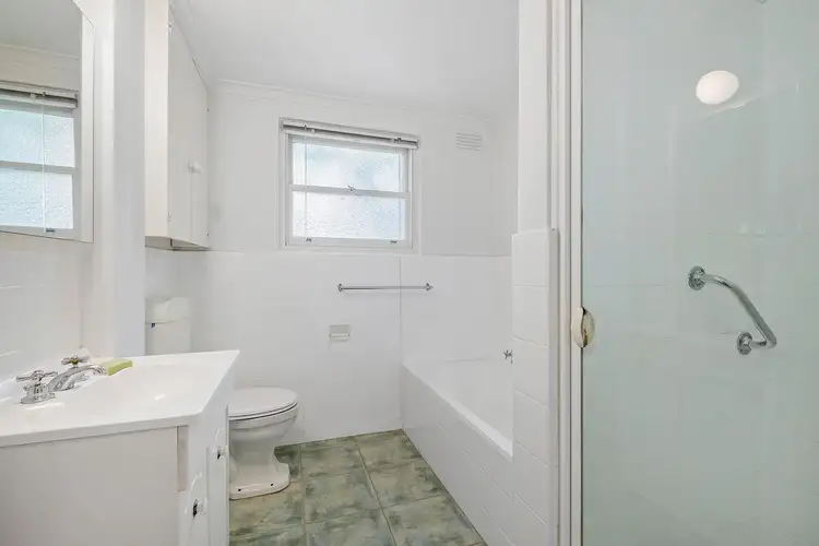 Fifth view of Homely apartment listing, 5/3 Boston Road, Balwyn VIC 3103