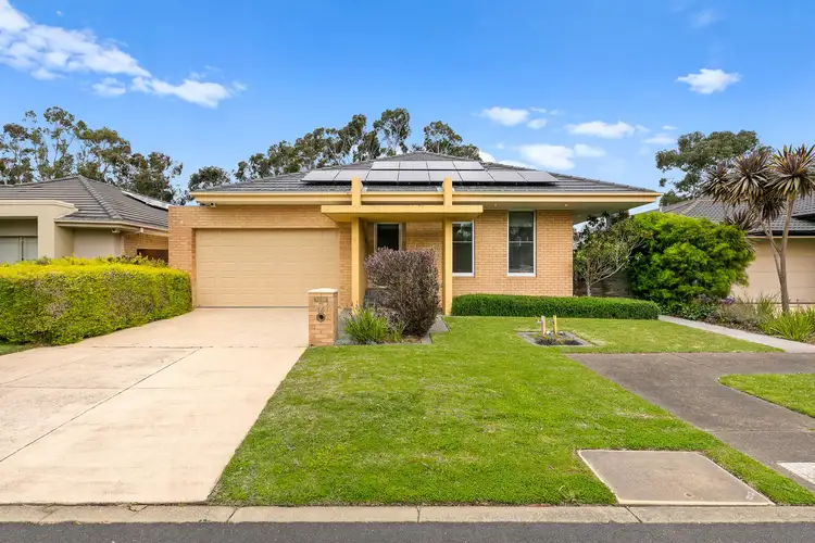 16 Spence Terrace, Sandhurst VIC 3977
