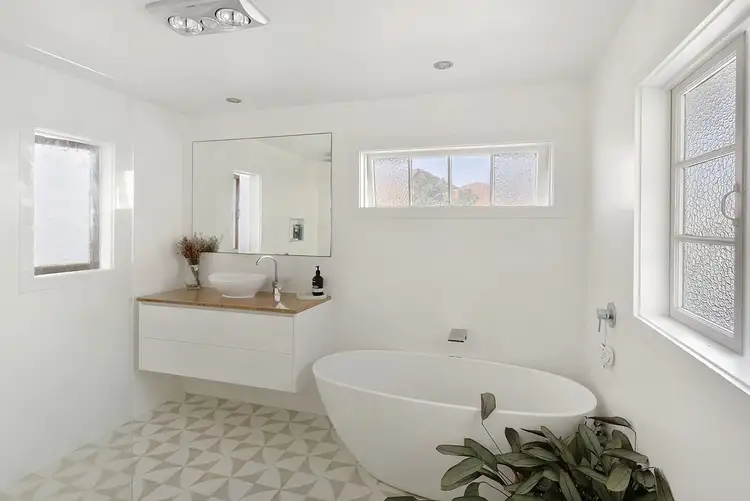 Fifth view of Homely house listing, 18 Twenty Fourth Avenue, Palm Beach QLD 4221