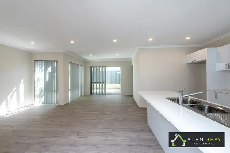 27A Mayflower Crescent, Craigie WA 6025