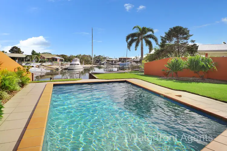 1 Wingara Street, Buddina QLD 4575