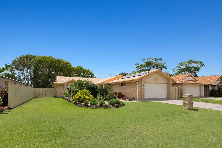 36 Riversdale Boulevard, Banora Point NSW 2486