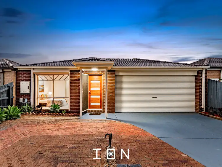 23 Calais Circuit, Cranbourne West VIC 3977