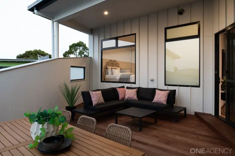 Fifth view of Homely house listing, 2/13 Allison Avenue, Riverside TAS 7250