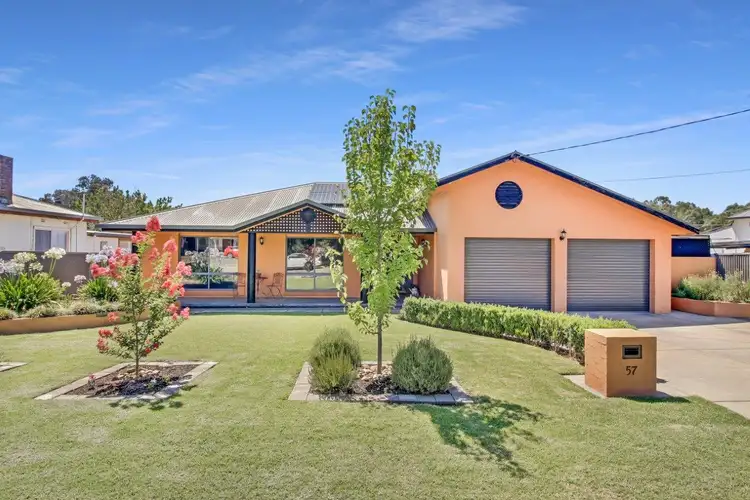 57 Graham Street, Lake Albert NSW 2650