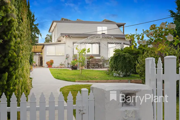 34 Ninth Avenue, Rosebud VIC 3939