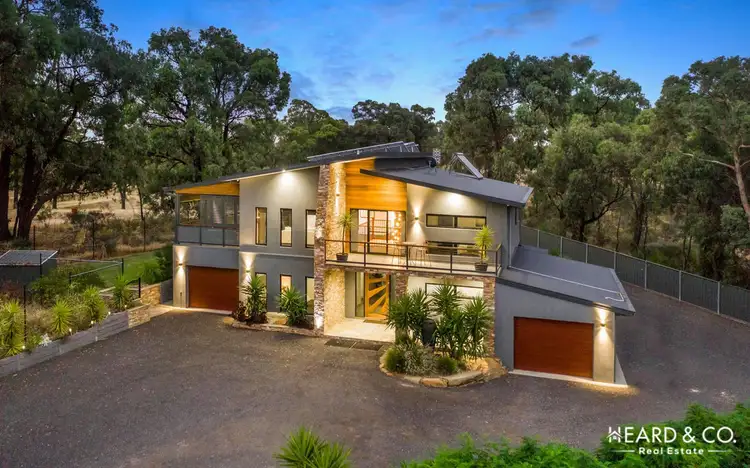 40 Bentley Terrace, Quarry Hill VIC 3550