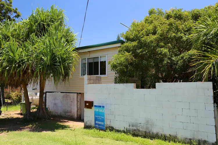 15 Oak Street, Emu Park QLD 4710