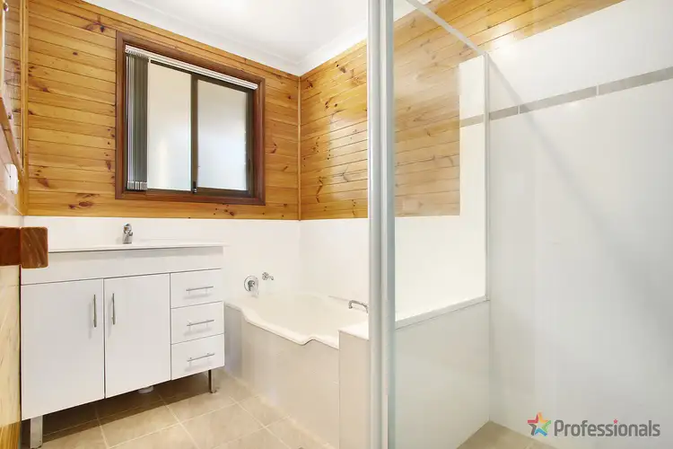 Fifth view of Homely house listing, 28 Murray Avenue, Armidale NSW 2350