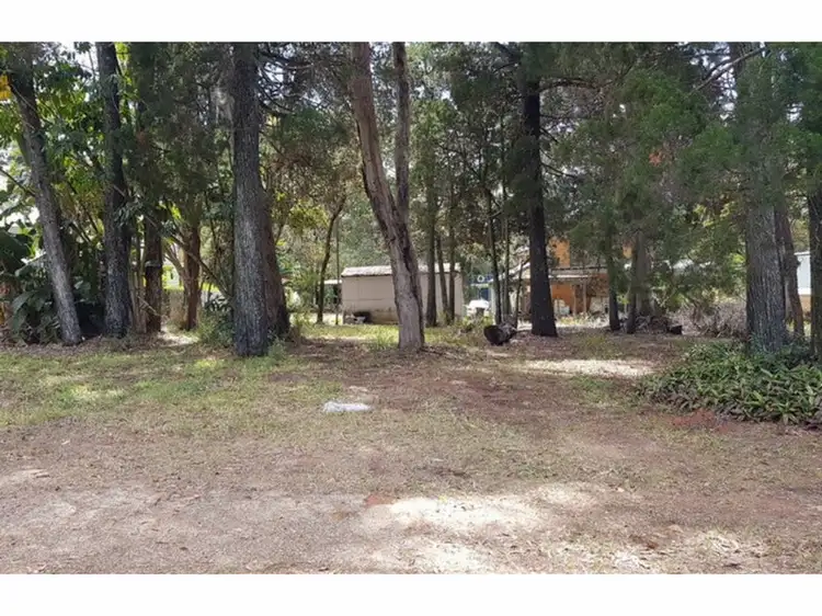 36 Shirley Street, Coochiemudlo Island QLD 4184
