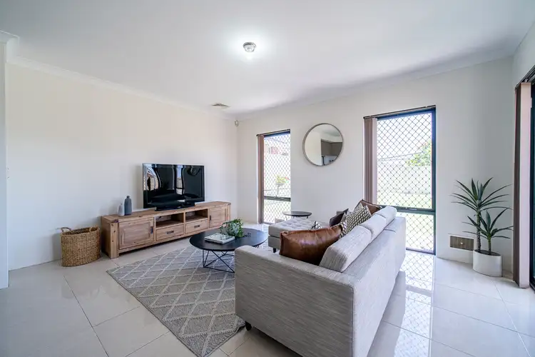 Fifth view of Homely house listing, 1/236A The Strand, Dianella WA 6059