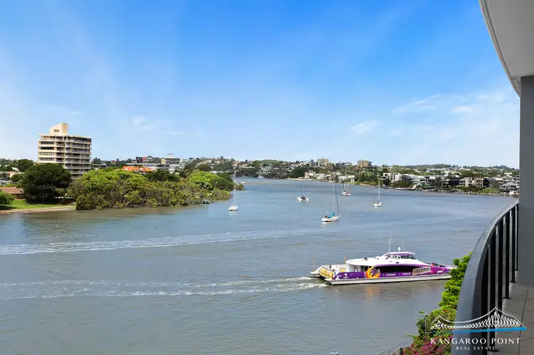 16/98 Thorn, Kangaroo Point QLD 4169