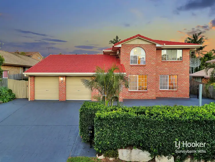 13 Cleveland Place, Stretton QLD 4116