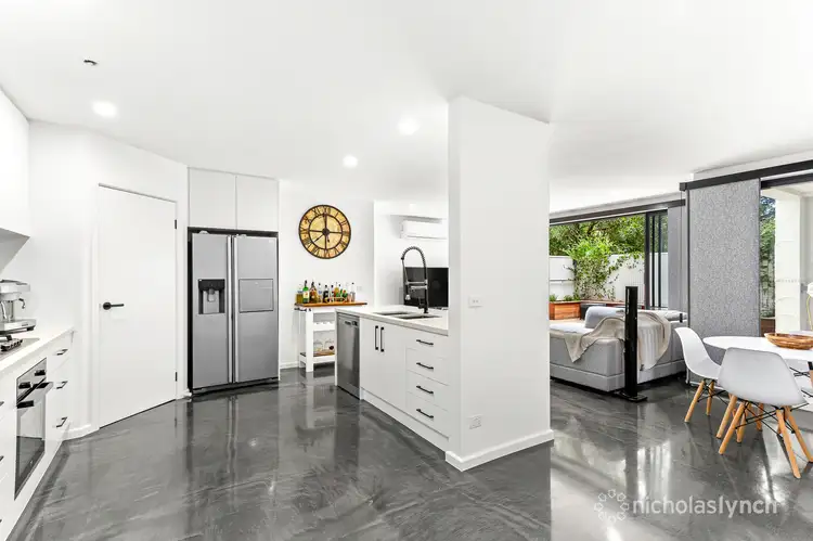 Second view of Homely unit listing, 2/32 Pine Hill Drive, Frankston VIC 3199