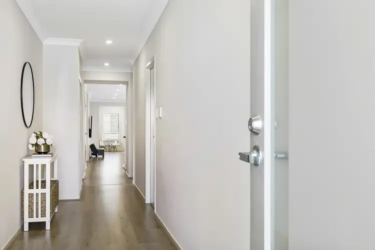 Second view of Homely house listing, 18 McPherson Street, Thornlands QLD 4164