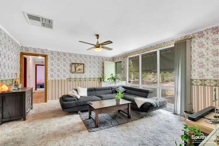 Second view of Homely house listing, 15 Karyn Crescent, Morphett Vale SA 5162
