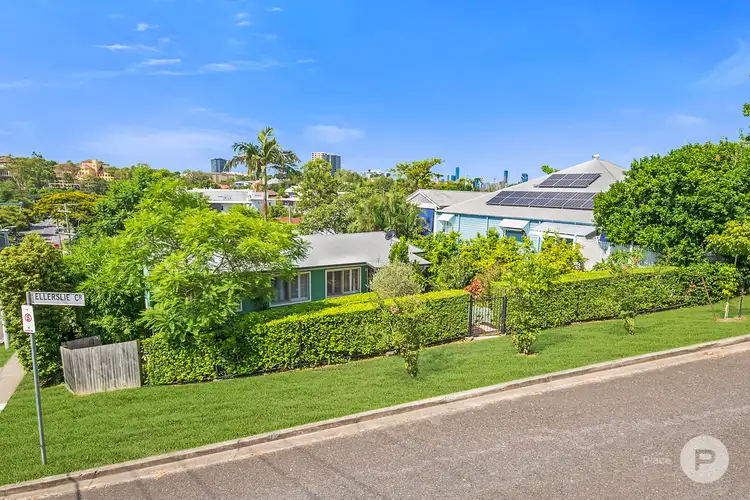 2 Ellerslie Crescent, Taringa QLD 4068