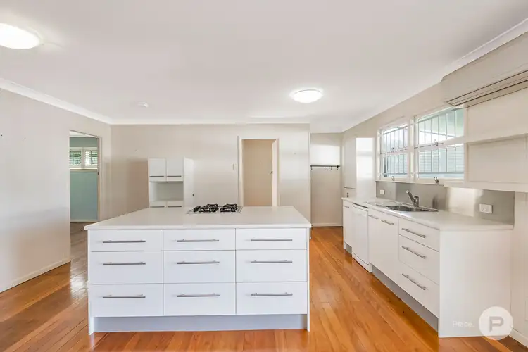 Fourth view of Homely house listing, 2 Ellerslie Crescent, Taringa QLD 4068