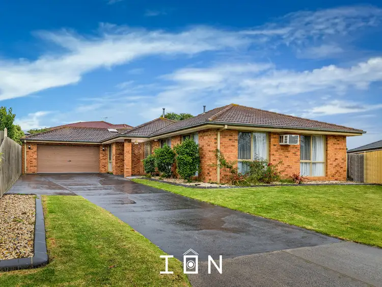 4 Stone Court, Cranbourne North VIC 3977