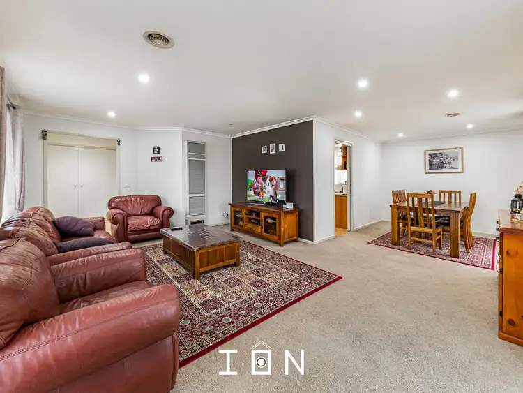 Sixth view of Homely house listing, 4 Stone Court, Cranbourne North VIC 3977
