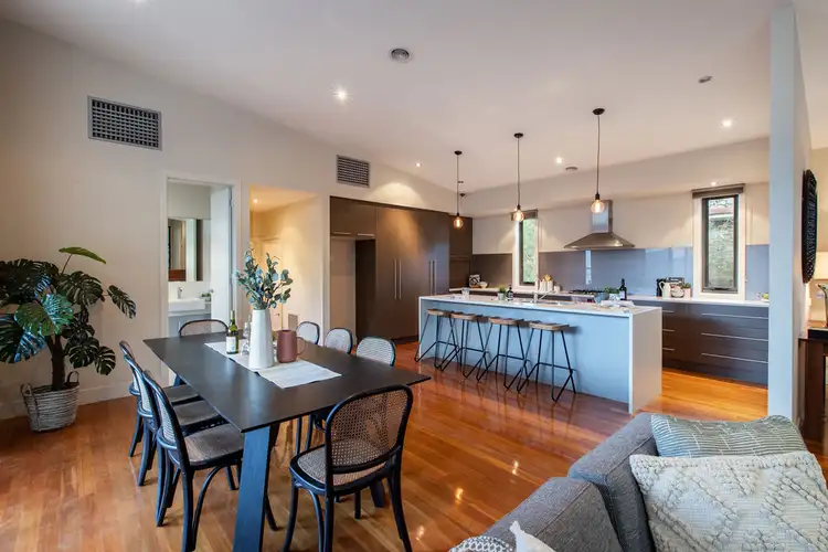Sixth view of Homely house listing, 10 Lingford Court, Wodonga VIC 3690