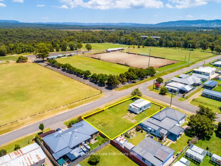 10 Fourth Street, Cessnock NSW 2325