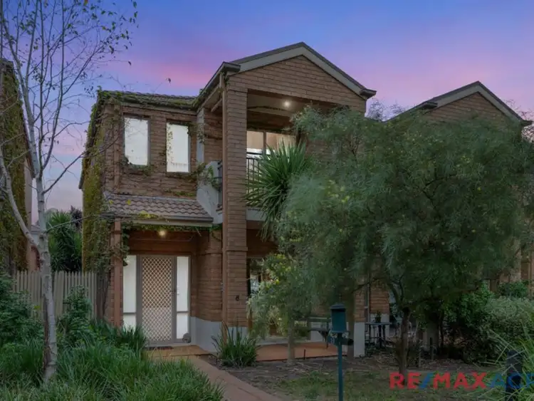 6 Durack Circuit, Taylors Hill VIC 3037