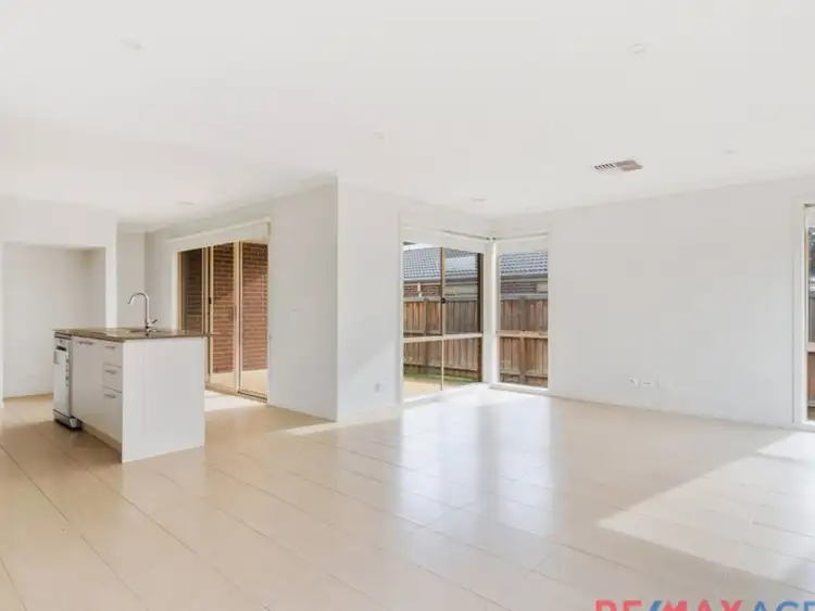 Fifth view of Homely house listing, 11 Landing Avenue, Doreen VIC 3754