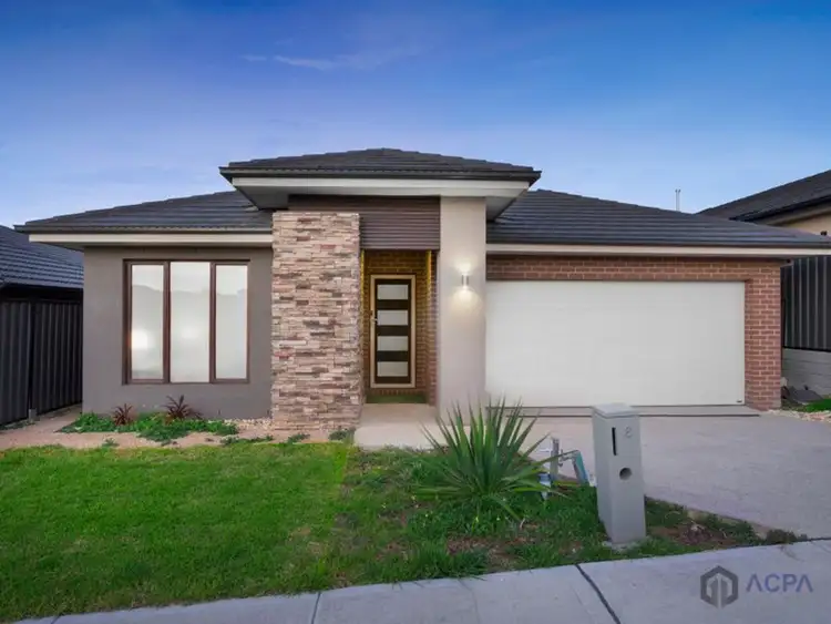 Main view of Homely house listing, 8 Ultimo Road, Craigieburn VIC 3064