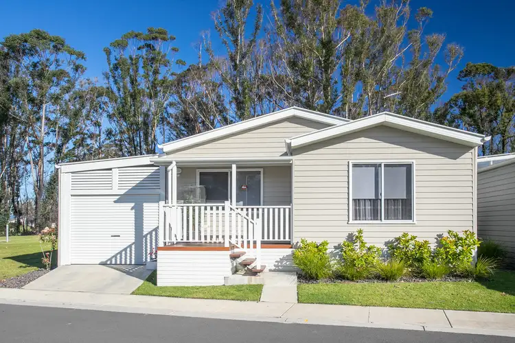 4/1 Norman Street, Lake Conjola NSW 2539