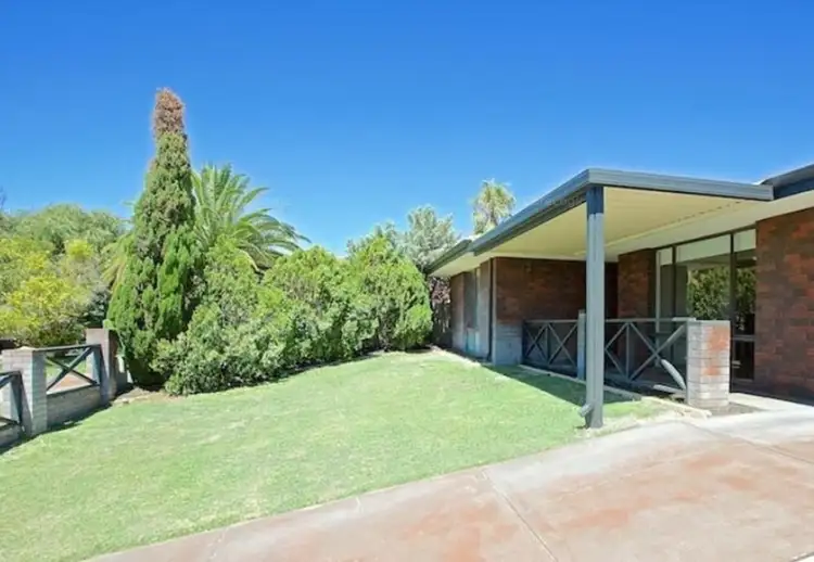 Second view of Homely house listing, 5 Penion Close, Heathridge WA 6027