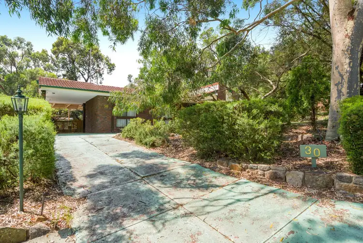 30 Henrietta Avenue, Mount Nasura WA 6112