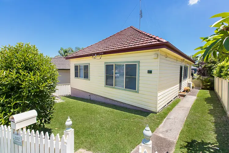 102 Floraville Road, Floraville NSW 2280