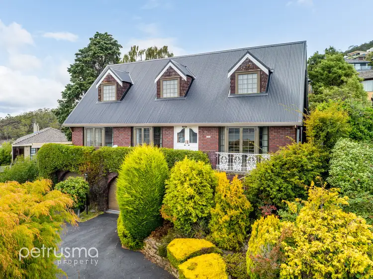 474 Churchill Avenue, Sandy Bay TAS 7005