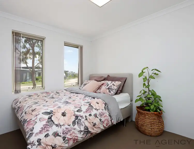 Sixth view of Homely house listing, 5 Heaney Way, Canning Vale WA 6155