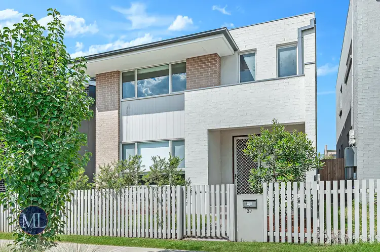 37 Civic Way, Rouse Hill NSW 2155