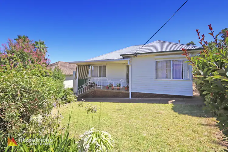19 Fernleigh Road, Turvey Park NSW 2650