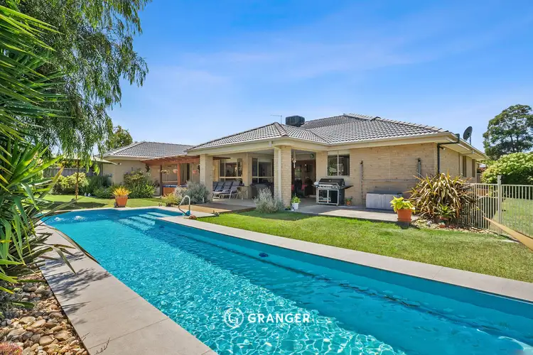 12 Crestwood Drive, Rosebud VIC 3939